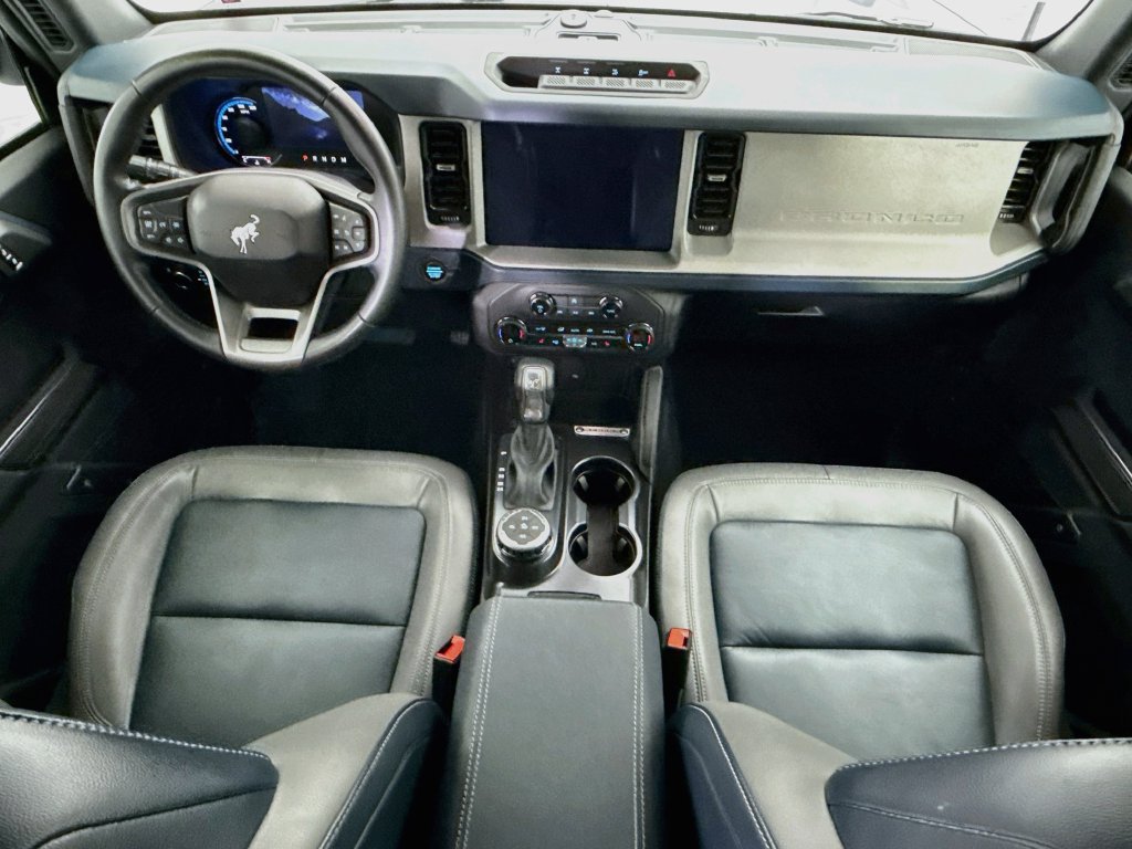 Used 2024 Ford Bronco Outer Banks AWD/4WD image 13