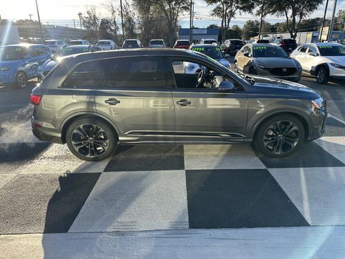 Used 2025 Audi Q7 3.0T Prestige image 3