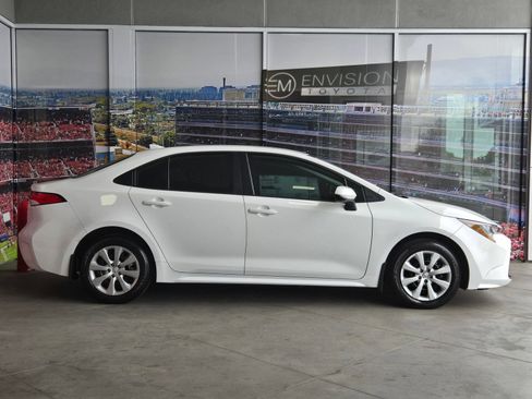 Certified 2026 Toyota Corolla LE FWD image 4