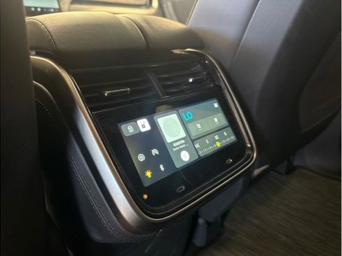 Used 2022 Rivian R1T Launch Edition image 17