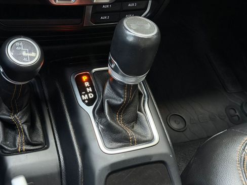 Used 2021 Jeep Wrangler Unlimited Sahara image 31