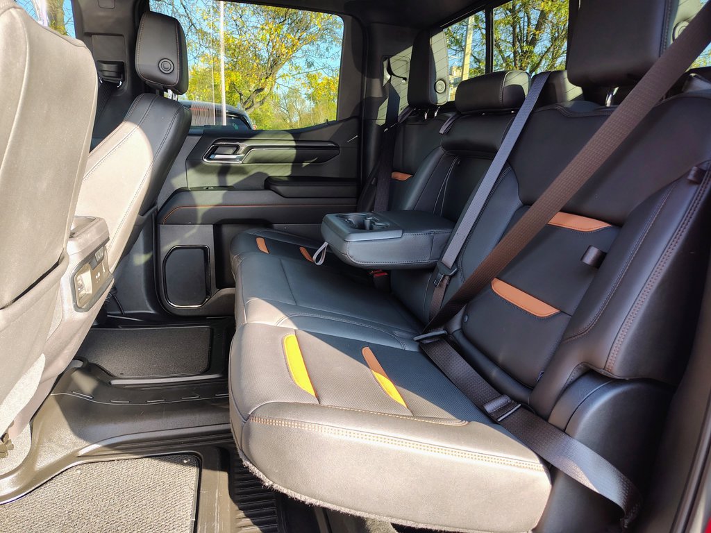 Used 2024 GMC Sierra 1500 AT4 w/ AT4 Preferred Package AWD/4WD image 46