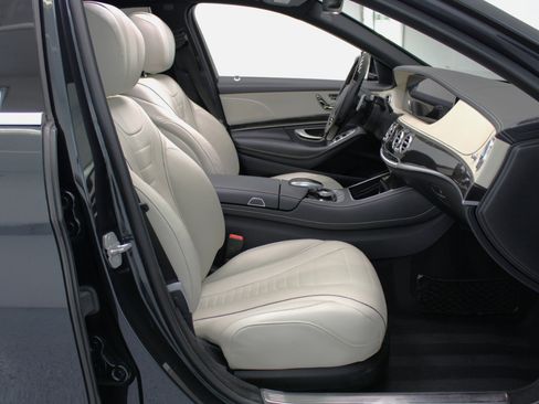 Used 2018 Mercedes-Benz S 560 Sedan image 50