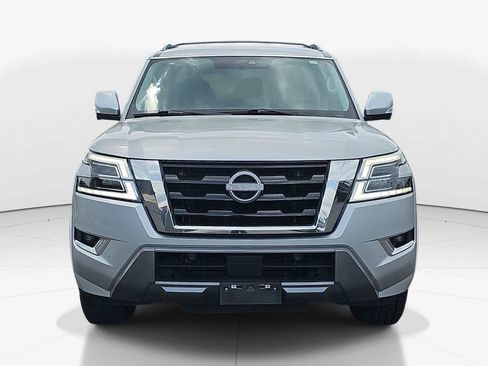 Used 2022 Nissan Armada SL w/ Captain's Chairs Package AWD/4WD image 12
