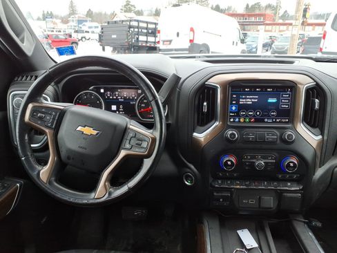 Used 2021 Chevrolet Silverado 2500 High Country image 14