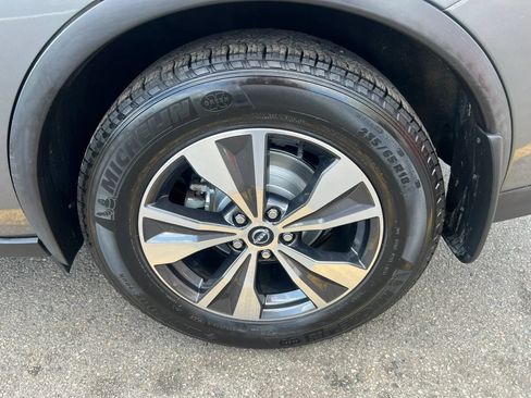 Used 2023 Nissan Murano S AWD/4WD image 11