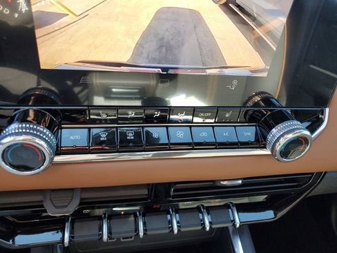 New 2026 GMC Canyon AT4 image 23