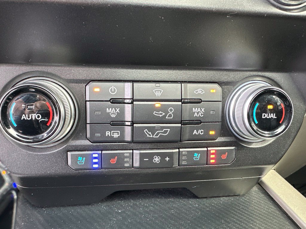 Used 2020 Ford F150 Lariat w/ Equipment Group 502A Luxury AWD/4WD image 29