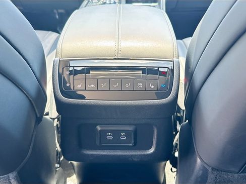 Certified 2026 INFINITI QX60 Luxe w/ Cargo Package FWD image 28