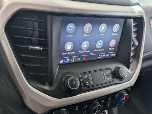 Used 2023 GMC Acadia SLE w/ Driver Convenience Package image 18