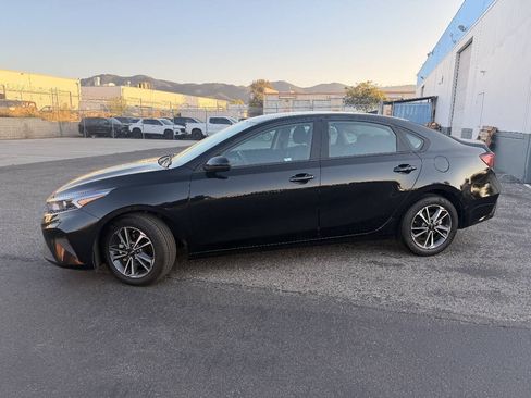 Used 2024 Kia Forte LXS FWD image 14