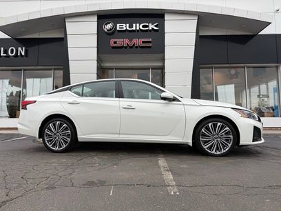 Used 2024 Nissan Altima 2.5 SL