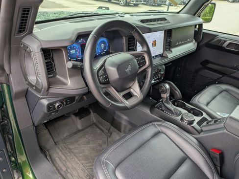 Certified 2025 Ford Bronco Badlands AWD/4WD image 15