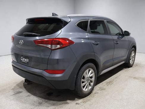 Used 2018 Hyundai Tucson SEL Plus image 2
