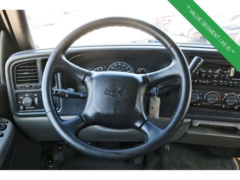 Used 2002 Chevrolet Tahoe LS image 16