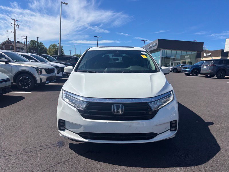 Used 2022 Honda Odyssey Touring image 2