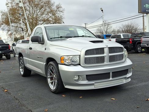 Used 2004 Dodge Ram 1500 Truck 2WD Regular Cab image 2