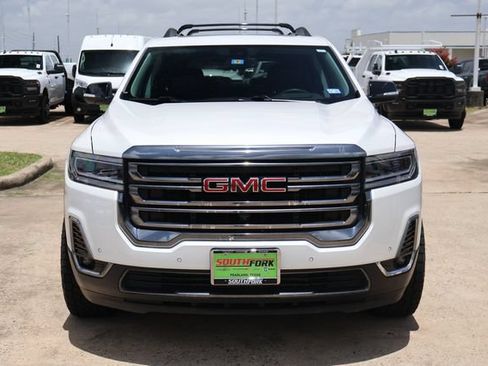 Used 2023 GMC Acadia AT4 w/ Technology Package AWD/4WD image 2
