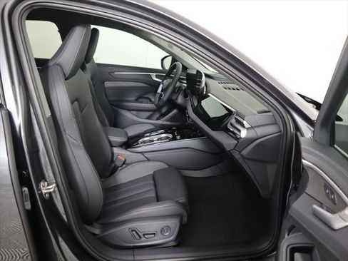 Used 2026 Audi A6 Premium Plus w/ Premium Plus Package AWD/4WD image 23
