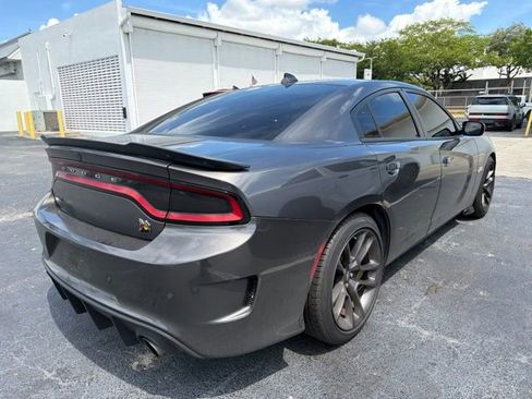 Used 2023 Dodge Charger Scat Pack w/ Plus Group RWD image 9