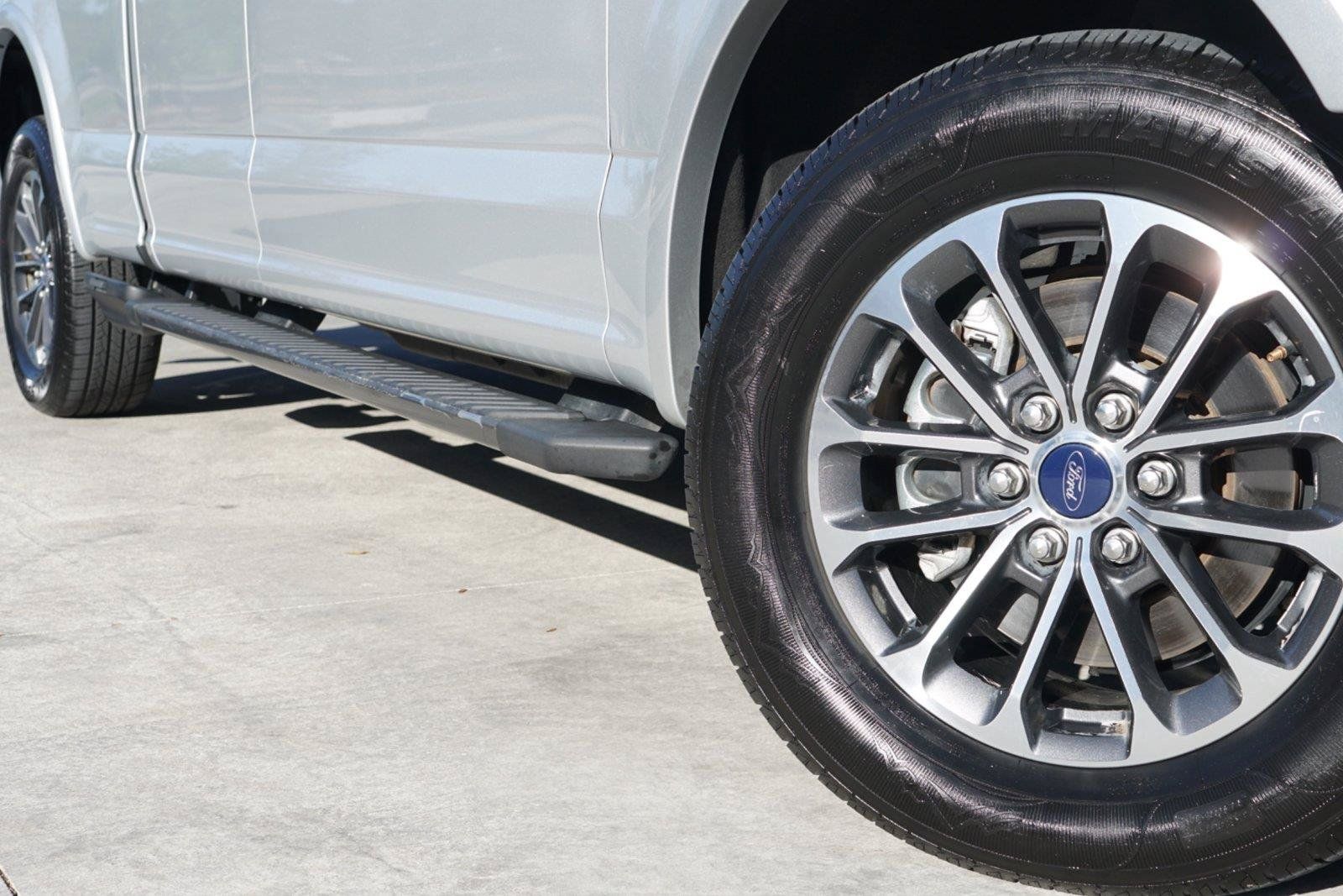 Used 2018 Ford F150 XLT w/ Equipment Group 302A Luxury RWD image 2