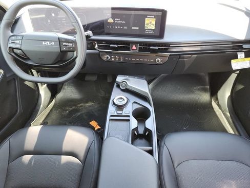 New 2026 Kia EV6 Light RWD image 17