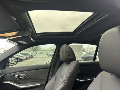 Used 2020 BMW 330i xDrive Sedan w/ Premium Package image 26