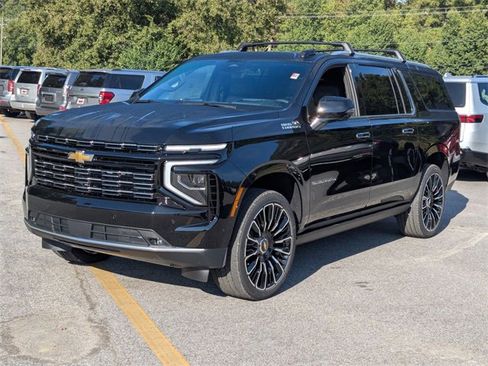 New 2026 Chevrolet Suburban High Country image 6