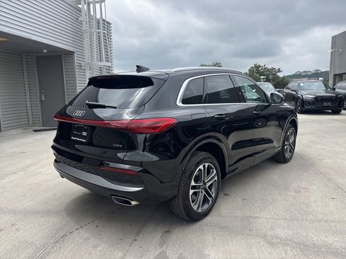 Used 2025 Audi Q5 Premium w/ Convenience Package AWD/4WD image 6