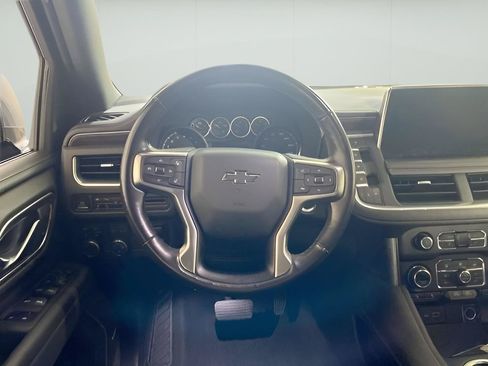 Used 2021 Chevrolet Tahoe Z71 w/ Z71 Signature Package AWD/4WD image 34
