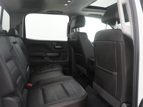 Used 2019 GMC Sierra 3500 Denali w/ Duramax Plus Package image 14