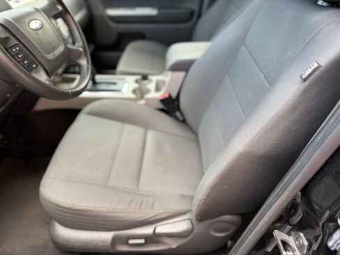 Used 2012 Ford Escape XLT FWD image 6