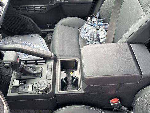 Certified 2025 Toyota 4Runner TRD Off-Road Premium image 21