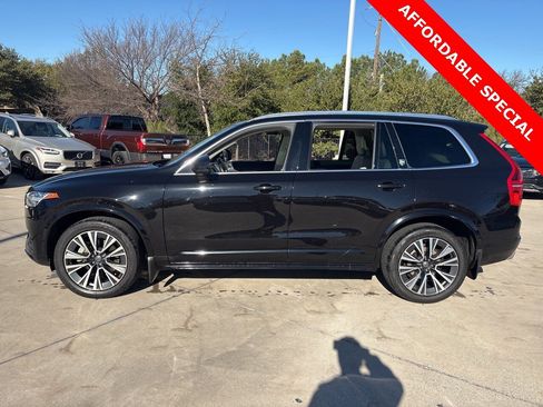 Used 2020 Volvo XC90 T6 Momentum image 8
