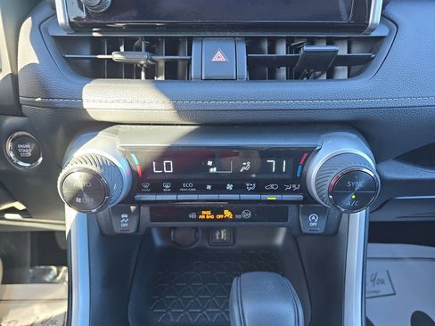 Used 2023 Toyota RAV4 XLE image 27