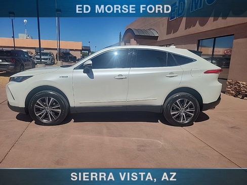 Used 2021 Toyota Venza LE w/ Carpet Mat Package (TMS) AWD/4WD image 3