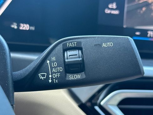 Certified 2023 BMW i4 eDrive40 RWD image 32