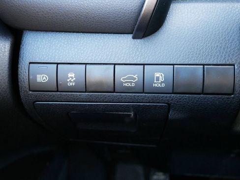 Used 2024 Toyota Camry SE image 22