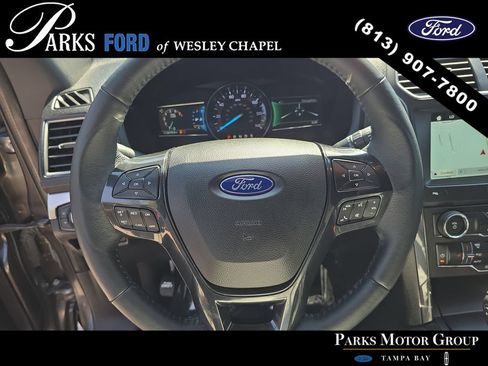 Certified 2018 Ford Explorer XLT w/ Equipment Group 202A AWD/4WD image 29
