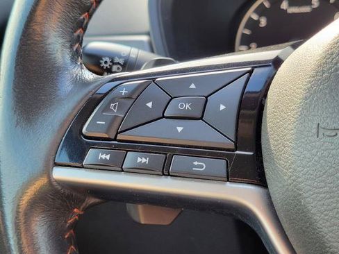 Used 2024 Nissan Altima 2.5 SR FWD image 15