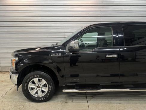 Used 2019 Ford F150 XLT image 3