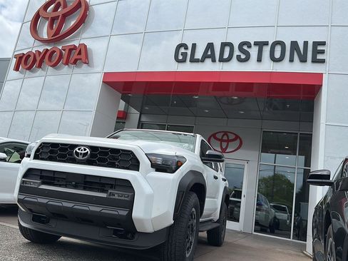 New 2026 Toyota 4Runner TRD Off-Road AWD/4WD image 1