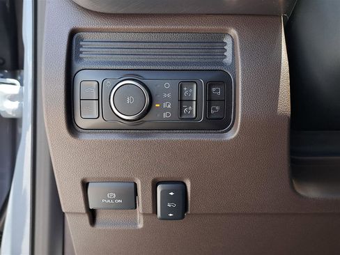 New 2025 Ford F250 King Ranch w/ Chrome Package image 22