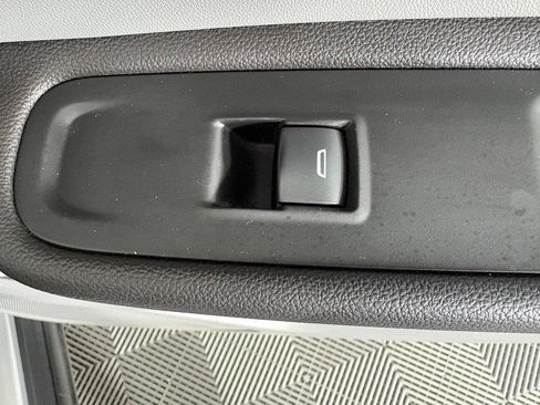 Used 2022 GMC Terrain SLE FWD image 38