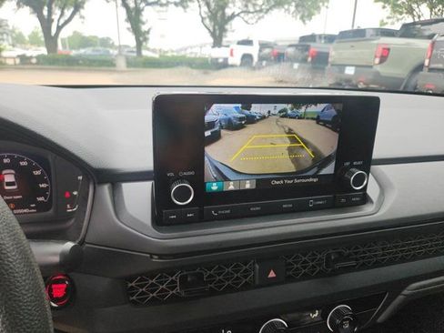 Used 2023 Honda Accord LX image 18