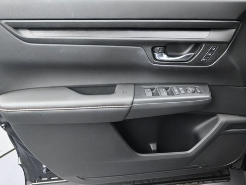 Used 2025 Honda CR-V Sport-L image 10