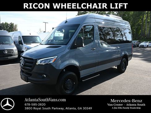 Used 2025 Mercedes-Benz Sprinter 2500 image 1