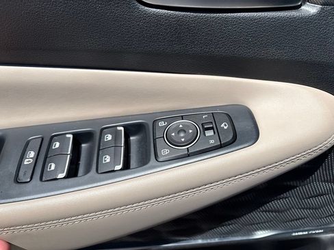 Used 2022 Hyundai Santa Fe Limited FWD image 14