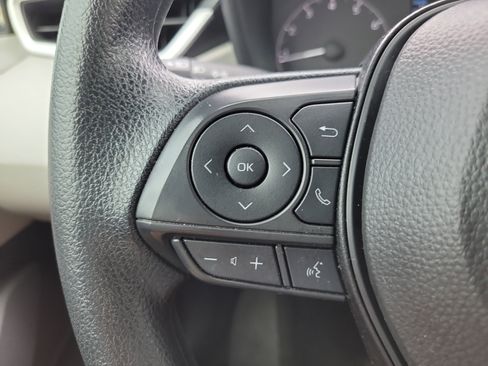 Certified 2025 Toyota Corolla LE image 26