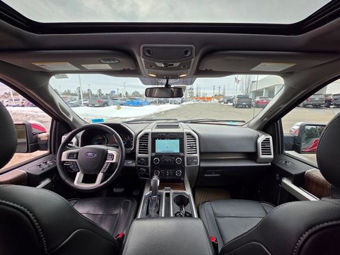 Used 2016 Ford F150 Lariat image 18